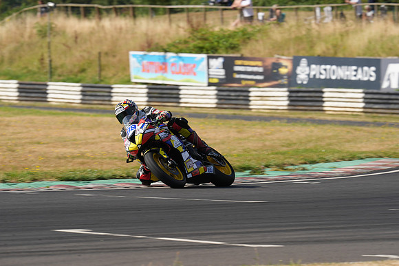 IH_NGRRC_Castle Combe_73317