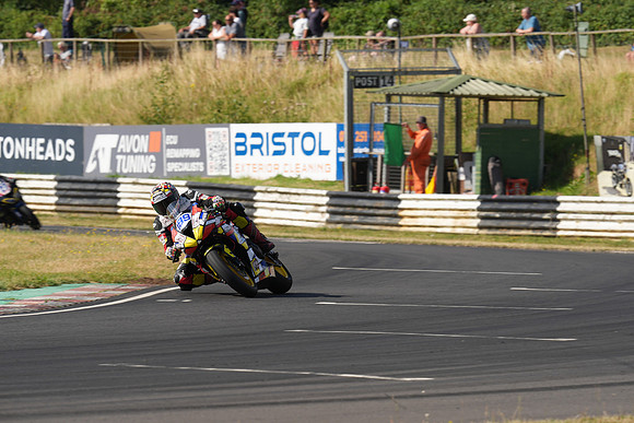 IH_NGRRC_Castle Combe_73313
