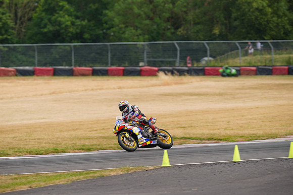 IH_NGRRC_Castle Combe_75792