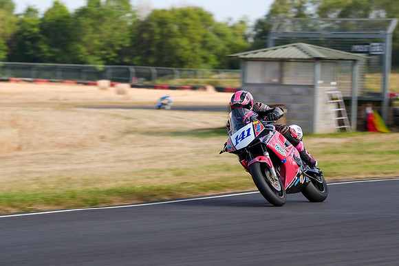 IH_NGRRC_Castle Combe_76673
