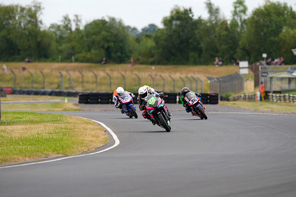 IH_NGRRC_Castle Combe_75566