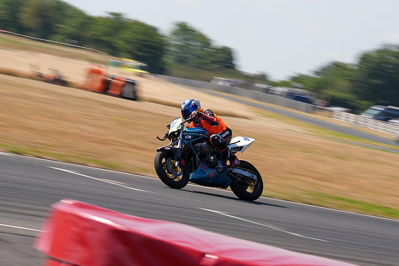 IH_NGRRC_Castle Combe_74899
