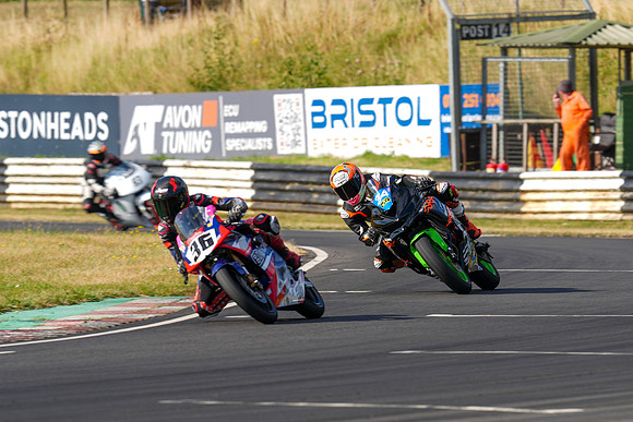IH_NGRRC_Castle Combe_72897