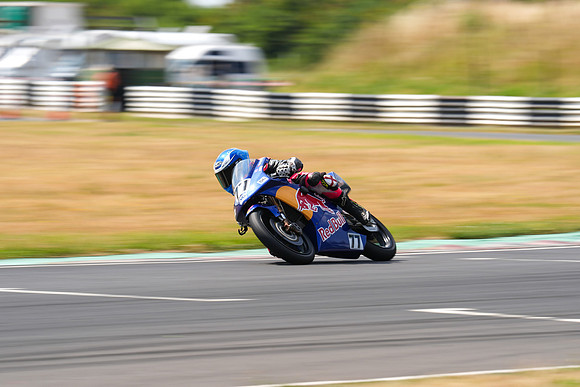 IH_NGRRC_Castle Combe_74078