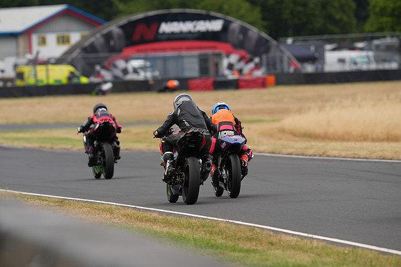 IH_NGRRC_Castle Combe_75500