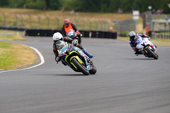 IH_NGRRC_Castle Combe_75762