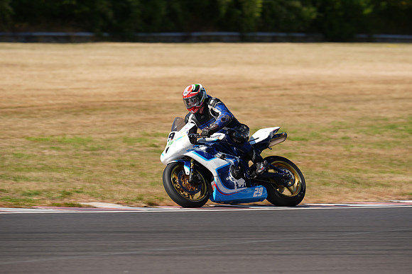 IH_NGRRC_Castle Combe_79271