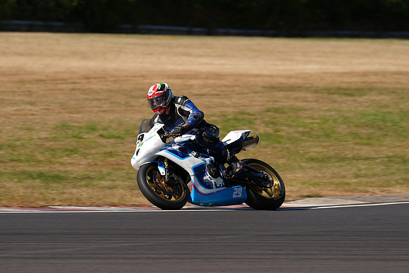 IH_NGRRC_Castle Combe_79294