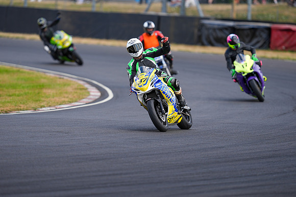 IH_NGRRC_Castle Combe_78344