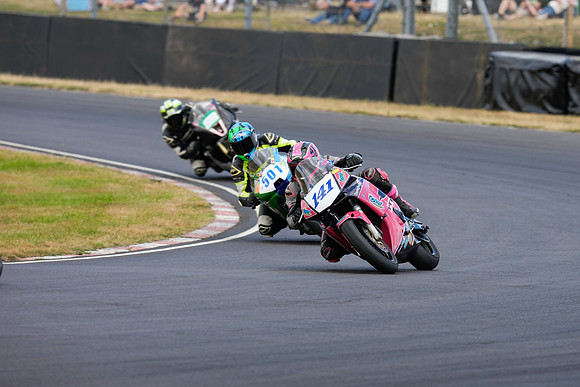 IH_NGRRC_Castle Combe_77611