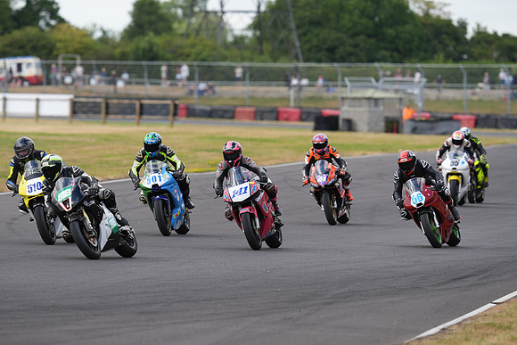 IH_NGRRC_Castle Combe_79442
