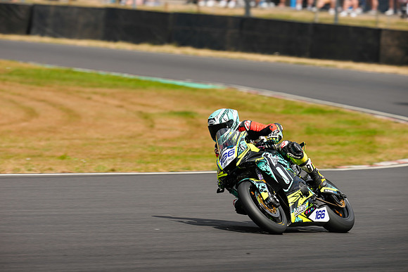IH_NGRRC_Castle Combe_77166