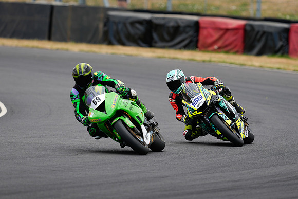 IH_NGRRC_Castle Combe_77301