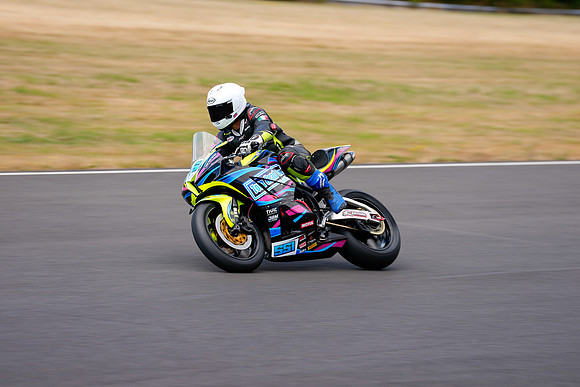 IH_NGRRC_Castle Combe_77879