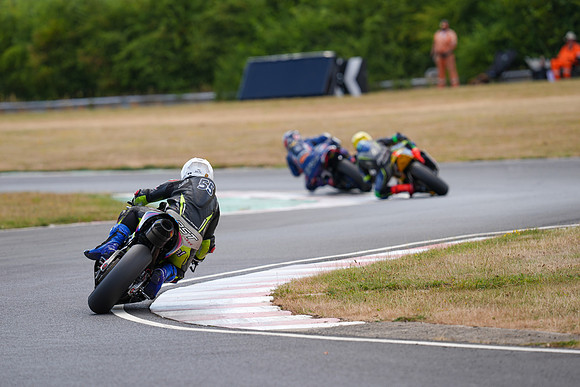 IH_NGRRC_Castle Combe_79165