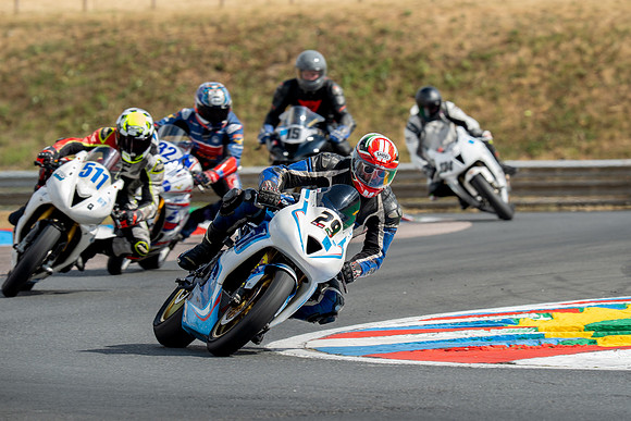 IH_BSB_Thruxton_95119