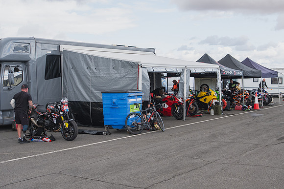 IH_BSB_Thruxton_92513