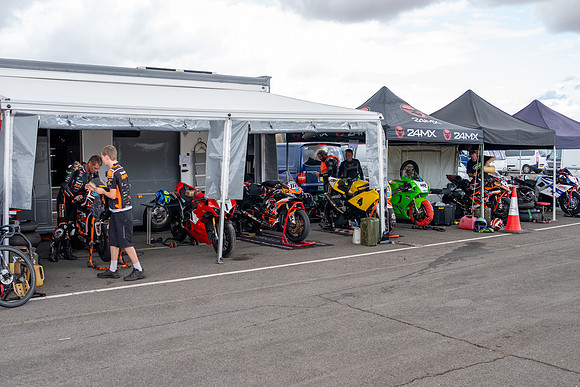 IH_BSB_Thruxton_92515