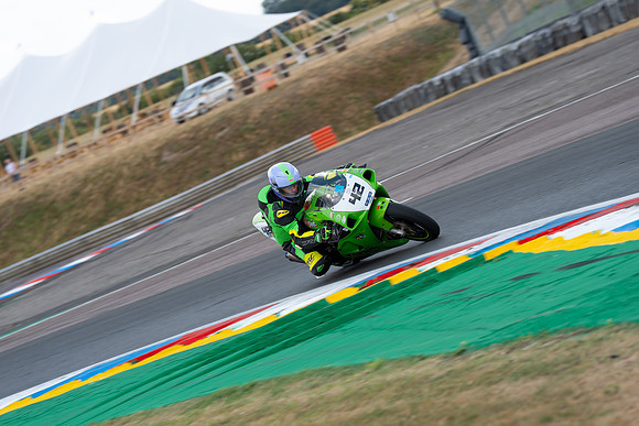 IH_BSB_Thruxton_93831