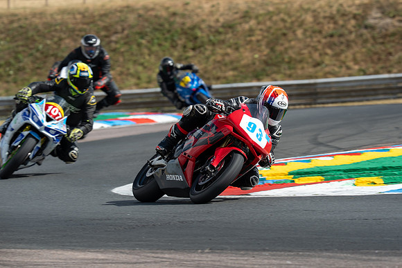IH_NGRRC_Thruxton_95152