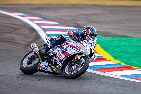 IH_NGRRC_Thruxton_100118