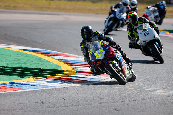 IH_NGRRC_Thruxton_99017