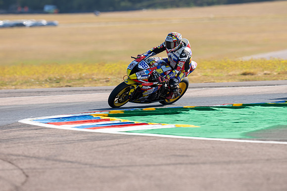 IH_NGRRC_Thruxton_98941