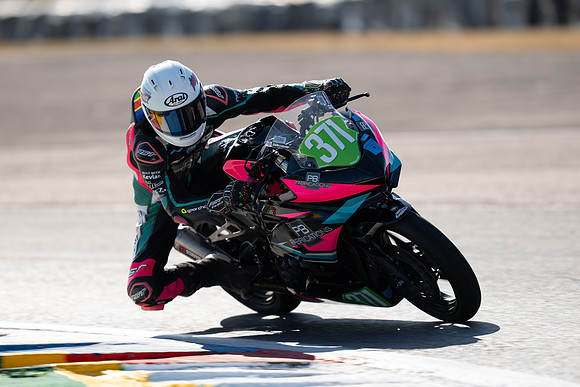 IH_NGRRC_Thruxton_98756