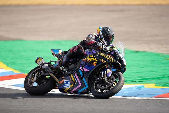 IH_NGRRC_Thruxton_100777