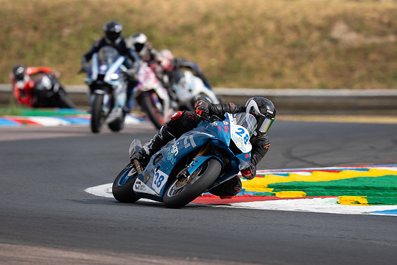 IH_NGRRC_Thruxton_100360