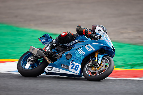 IH_NGRRC_Thruxton_100442