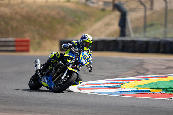 IH_NGRRC_Thruxton_99840