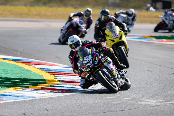 IH_NGRRC_Thruxton_99061