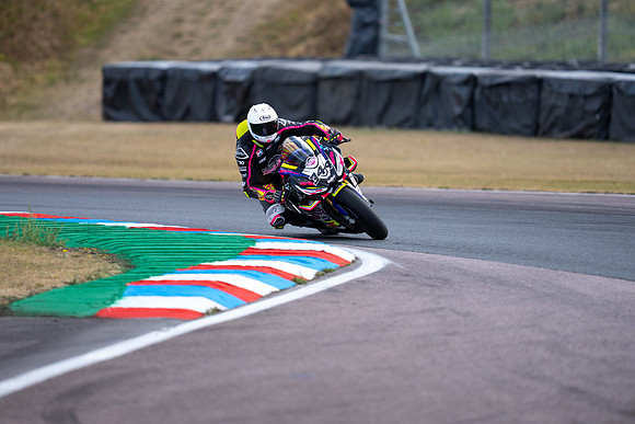 IH_NGRRC_Thruxton_99754