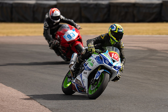 IH_NGRRC_Thruxton_100395