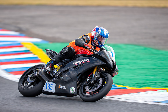 IH_NGRRC_Thruxton_100087