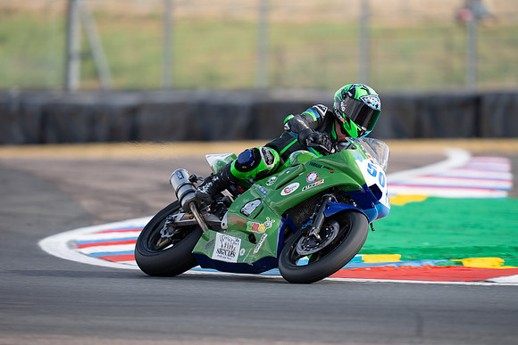 IH_NGRRC_Thruxton_100982