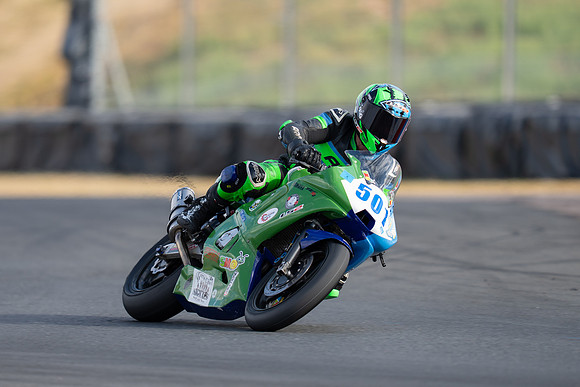 IH_NGRRC_Thruxton_100979