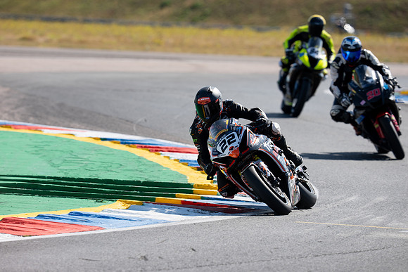 IH_NGRRC_Thruxton_99012