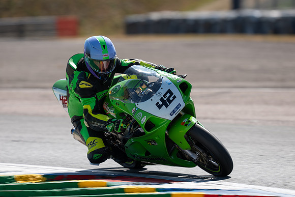 IH_NGRRC_Thruxton_99221