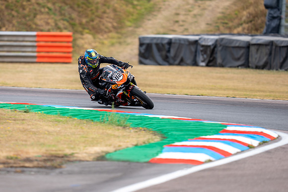 IH_NGRRC_Thruxton_100065