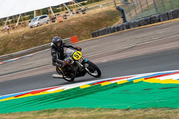 IH_NGRRC_Thruxton_97242