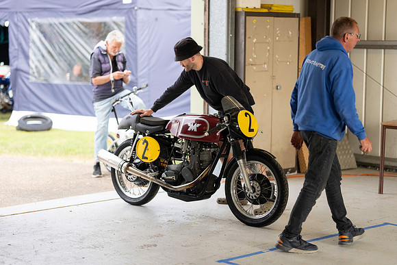 IH_NGRRC_Thruxton_97929