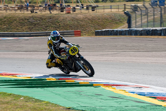 IH_NGRRC_Thruxton_98338