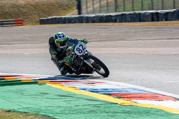 IH_NGRRC_Thruxton_98401