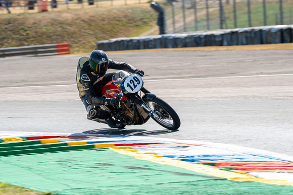 IH_NGRRC_Thruxton_98436