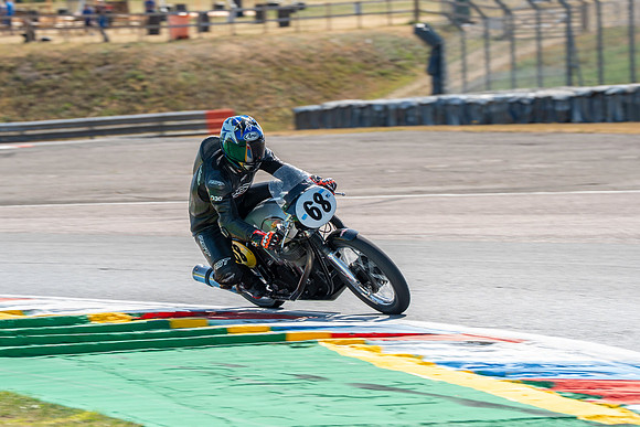 IH_NGRRC_Thruxton_98412