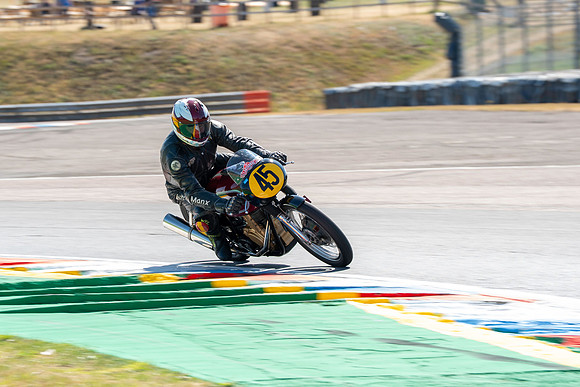 IH_NGRRC_Thruxton_98469