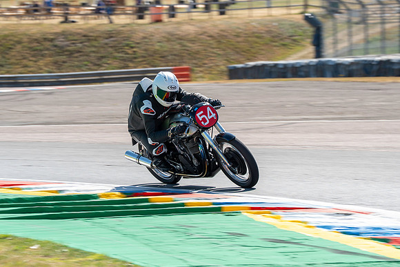 IH_NGRRC_Thruxton_98465