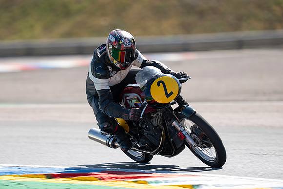 IH_NGRRC_Thruxton_99288